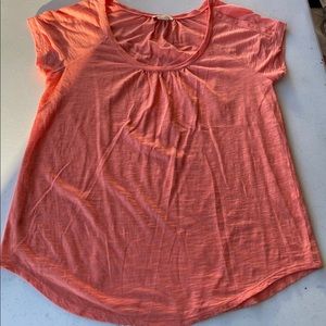Lucky brand soft, easy tee with cute details
